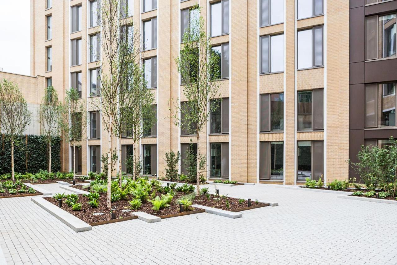 Chapter White City In London Bagian luar foto